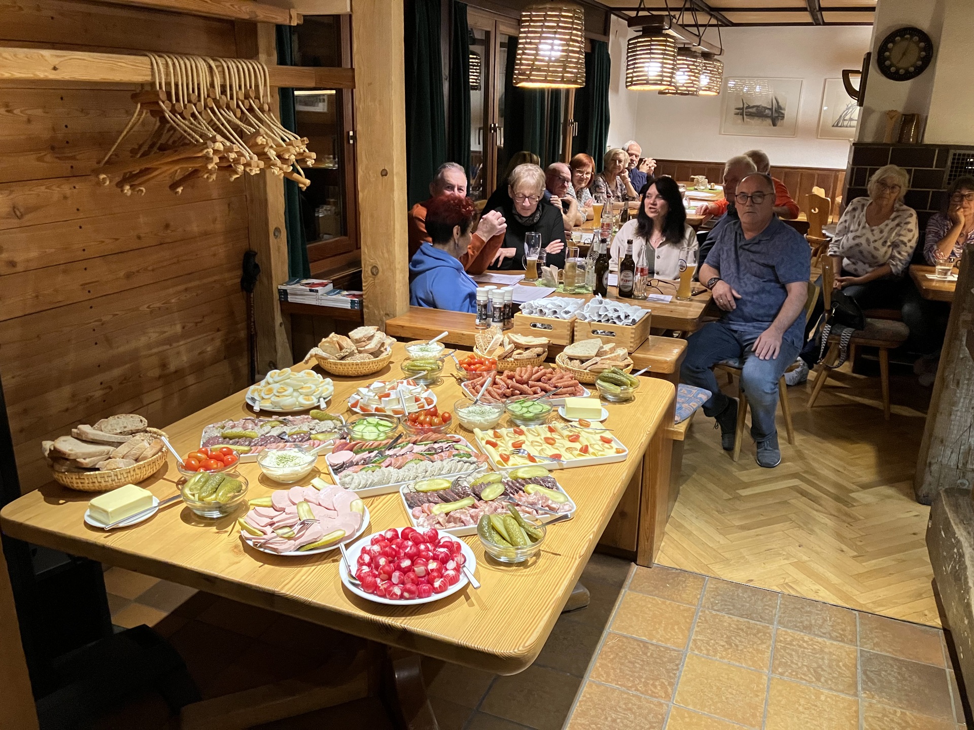 Liederabend Naturfreunde, Vesperbuffet